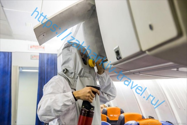 дымозащитный капюшон для пассажиров самолета