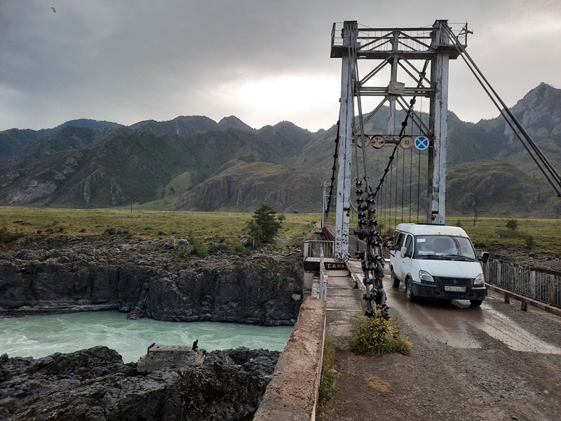 Ороктойский мост на Алтае (Чемальский тракт) - Недорогие самостоятельные  путешествия всей семьей