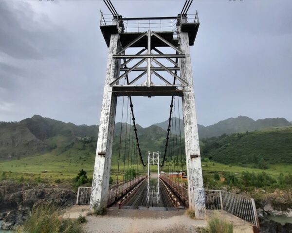 Мост через Катунь к селу Ороктой