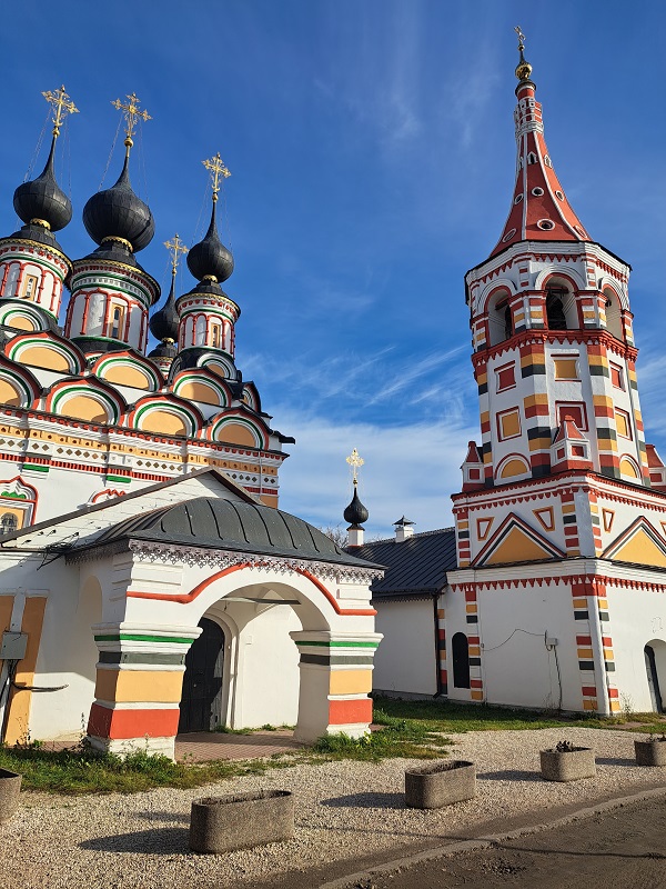 Лазаревская и Антипиевская церкви